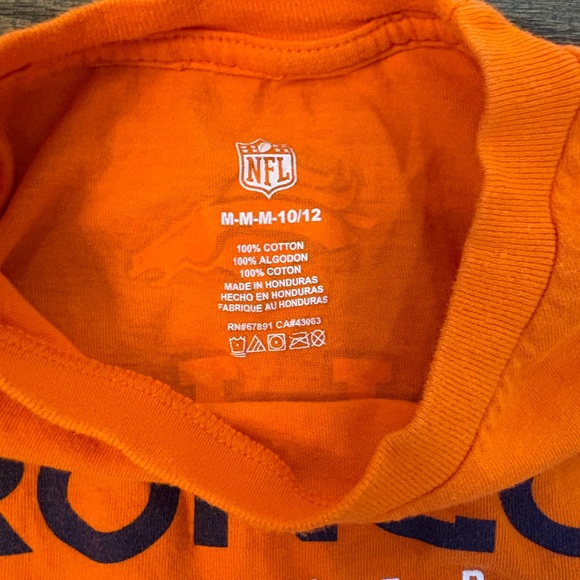 Youth Matching Denver Broncos NFL Von Miller T-Shirts Size 10-12 & 5-6 Years - Picture 4 of 4